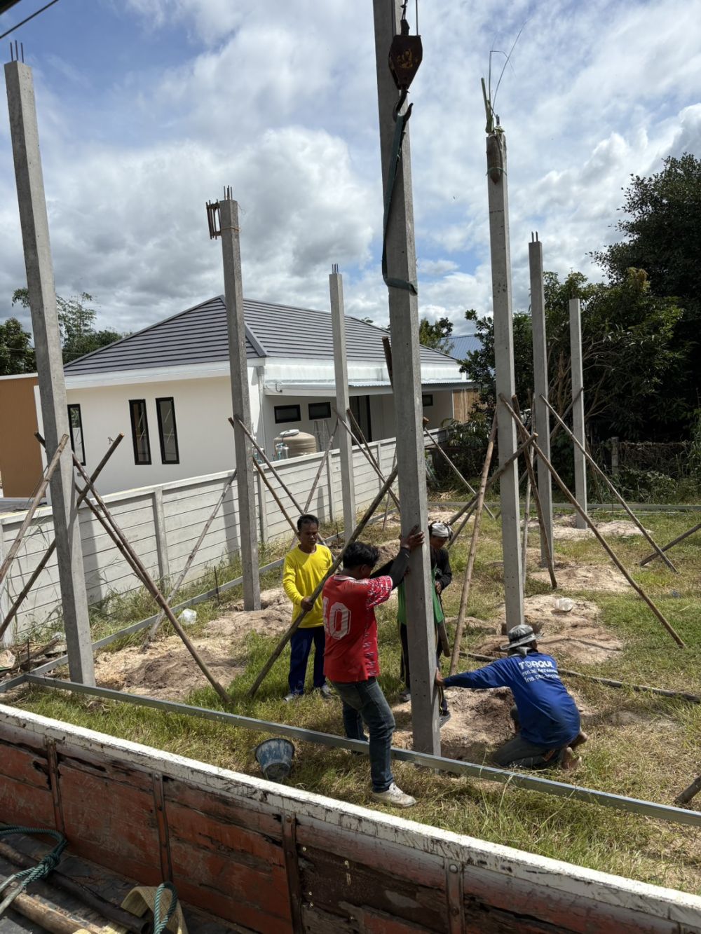 บริการตั้งเสา อ.วารินชำราบ